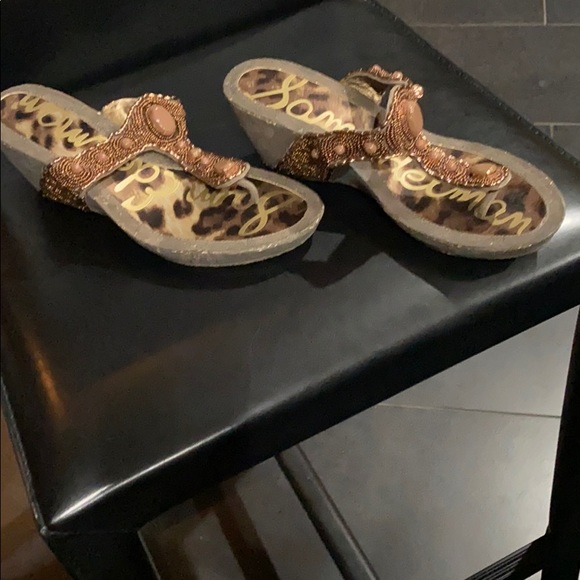 Brand New- Sam Edelman sandals - Picture 2 of 3